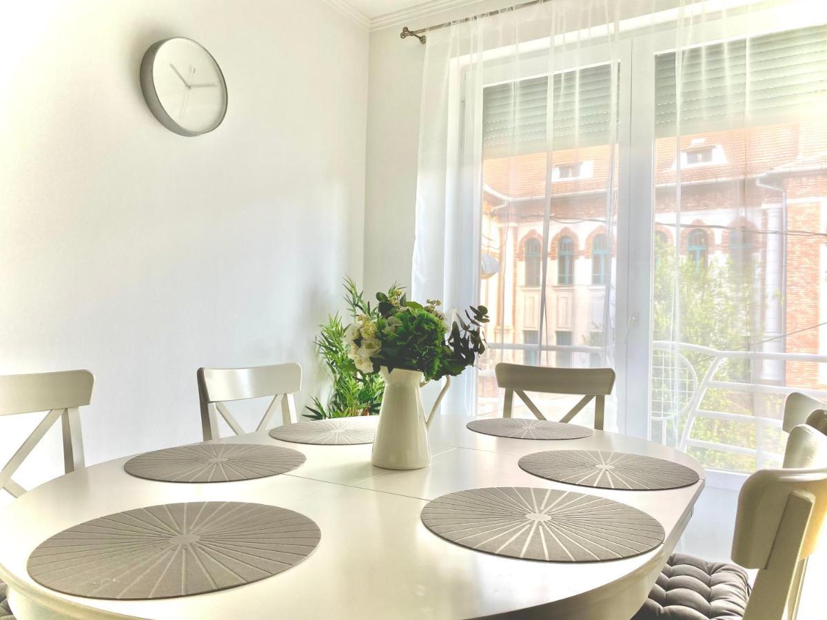 סגד Mirell Apartman מראה חיצוני תמונה
